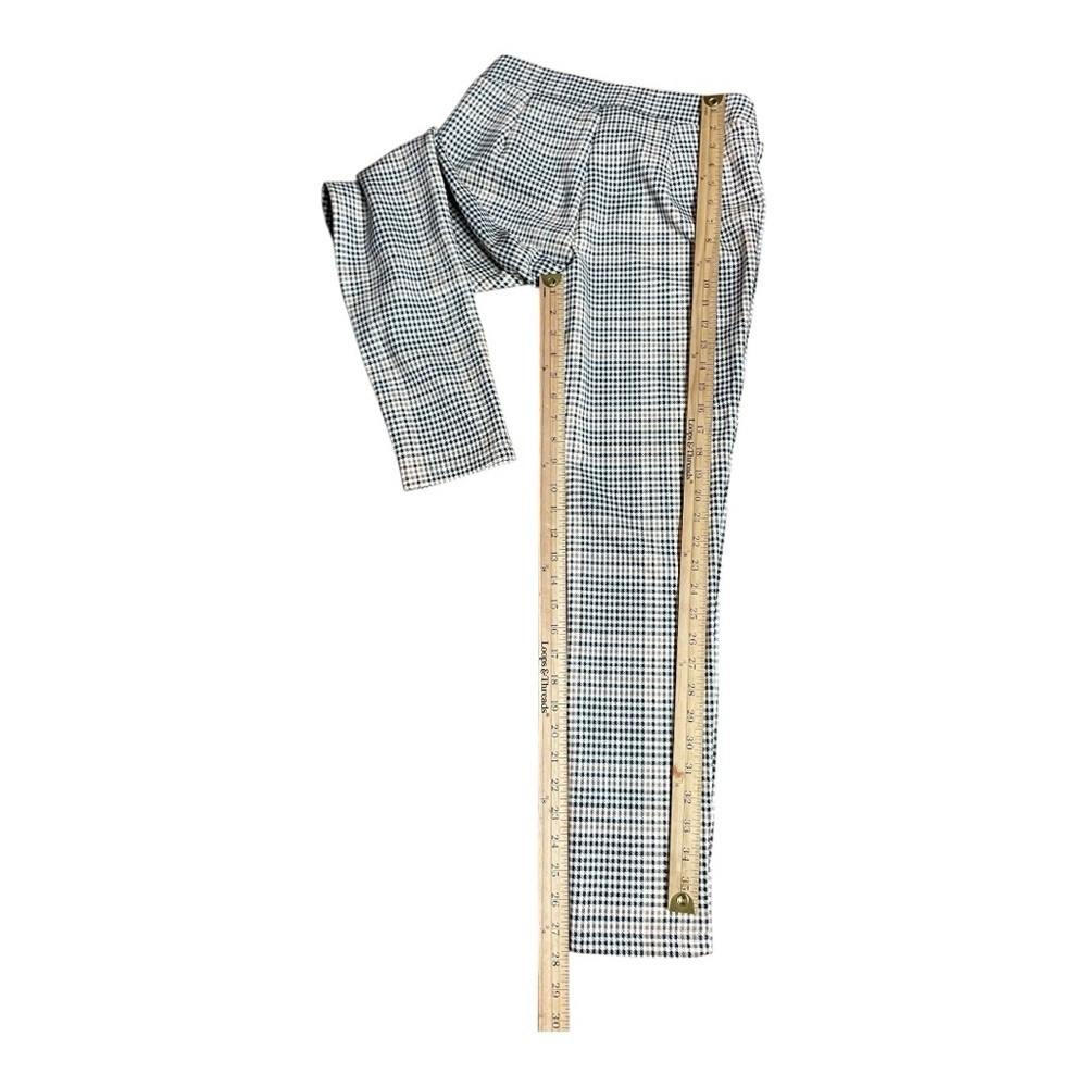 Tommy Hilfiger Plaid pull on skinny leg Trousers in Black, White, and Tan - Picture 5 of 9